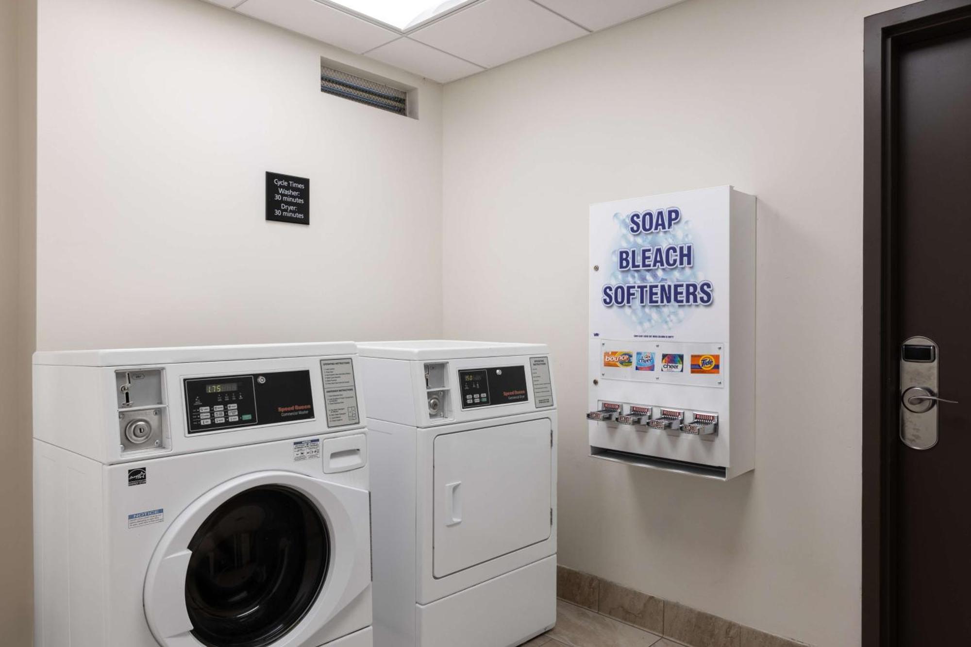 Hampton Inn San Jose Cherry Ave, Ca Bagian luar foto